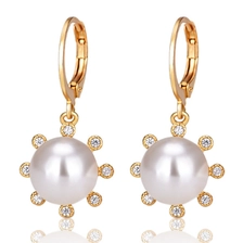 China Cheap OEM Custom Bracelets Hot Jewelry Cheap Faux Pearl Earrings China Factory manufacturer