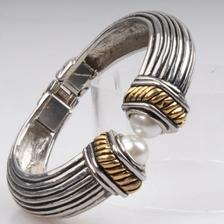 China Fashion Jewelry Accessories Bracelet unique Birthday Anniversary Gifts for Women Mom Wife manufacturer