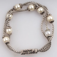 China Lady Fashion Accessories Alloy Pearl Bangle Bracelet Wholesale Fashion Jewelry OEM Factory manufacturer