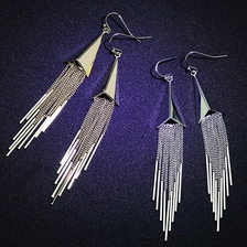 China Professional High Polish 18K Gold Plating Long Tassels Earrings Manufacturer in China manufacturer