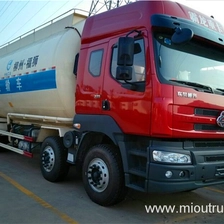 الصين Dongfeng 375 horsepower 8 x4 powder material truck الصانع