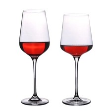 China 08 Groothandel Fabriek Prijs Maatbeker Bohemen Wijnglas Bulk Kristal Wijnglazen fabrikant