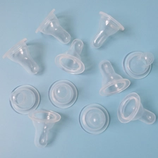 porcelana Lamp Type LSR Silicon Nipple Pacifier & Food Grade Baby Sleep Soother Eco Friendly Baby Pacifier fabricante