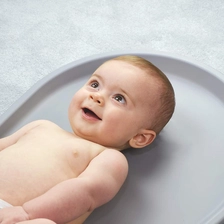 China Hot sale moulded foam baby changing pad for baby manufacturer