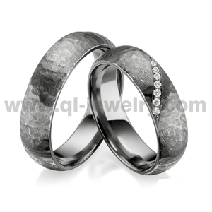 China Hammered Tantalum Couple Rings – Hypoallergenic Wedding Bands with Diamond Accent, His & Hers Set, Customizable manufacturer
