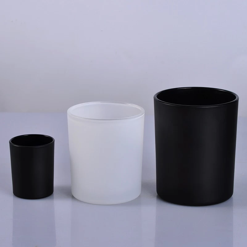 Matte black glass candle jar with wooden lid