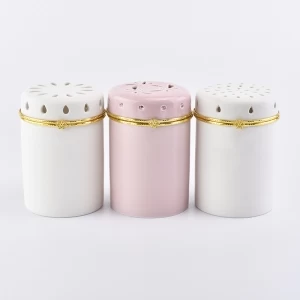 Hochwertiger Luxuskeramikkerzenhalter mit Schnitzdekoration Pink