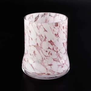 marmoripintainen vaaleanpunainen lasinen kynttilänjalka