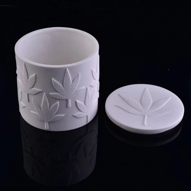 Custom Embossed Logo White Ceramic Candle Jar With Lid