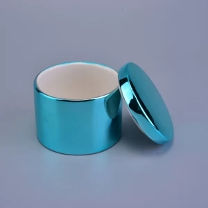 Blau glasierte Keramikkerzengläser mit Deckel