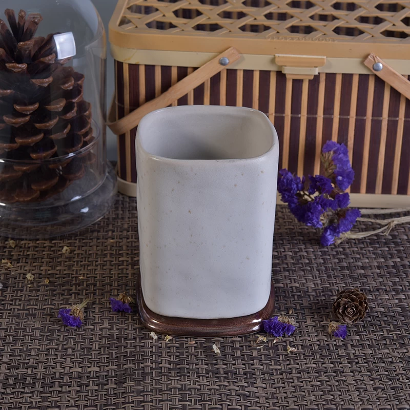 White ceramic scented candle vessels