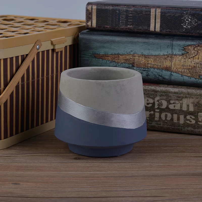 Color bottom concrete candle holder in different sizev