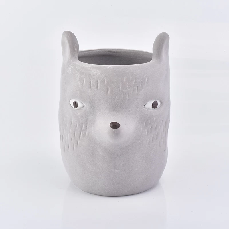 High quality creativity ceramic candle holder white bear shape clay container home decoration 