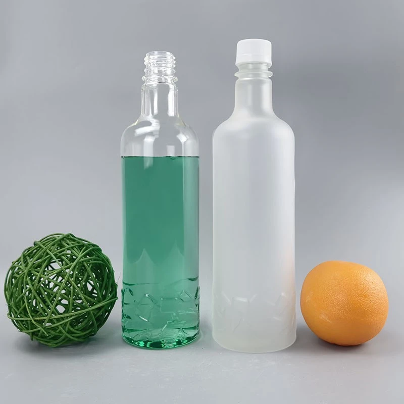 China Custom PLA 750ml Frosted Plastic Bottle for Wine Whisky Drinks Liquor Spirit Champagne Vodka manufacturer