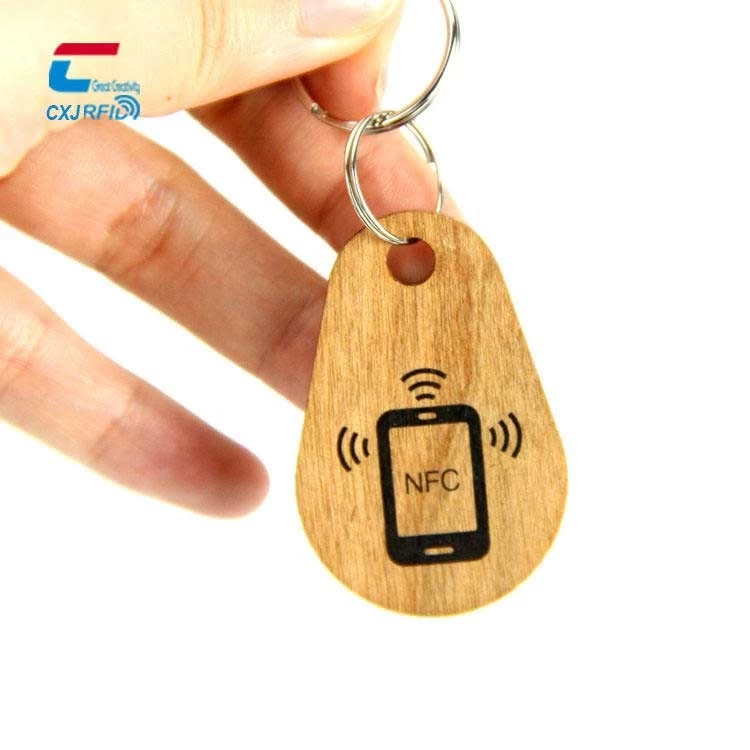 Customized NFC Tag Wood Bamboo Wood NFC Card Manufacturer