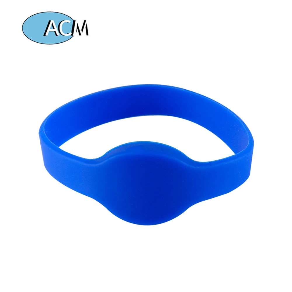 Customized Thermal Printable Waterproof Passive NFC Bracelet Swimming Pool Wristbands Festival Concert RFID Silicone Wristband