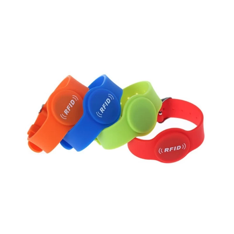 China Factory Price RFID Wristband 125 KHz Bracelet ID Card for Swimming Pool Sauna Room manufacturer