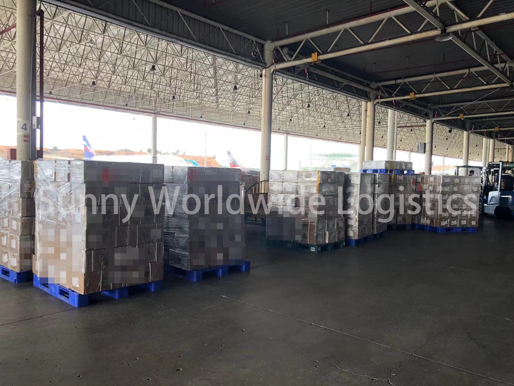 Cargo shipping agent China to Philippines air freight door to door from Guangzhou Shenzhen