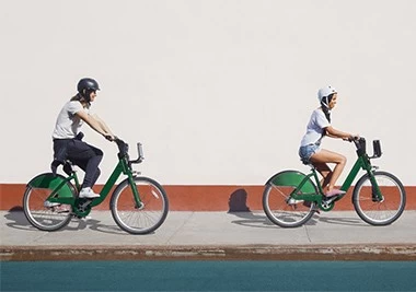 China Passe as férias andando de bicicleta fabricante