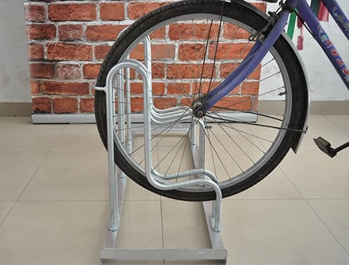 中国 画面タイプの自転車ラック、両方の機会と課題 メーカー