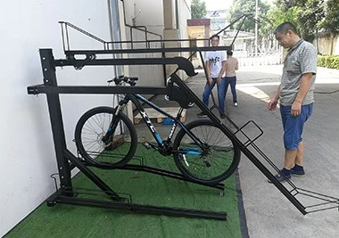 China Hoe de dubbele fietsenrek gebruiken fabrikant