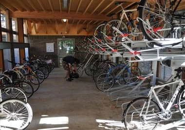 Китай Решения для хранения велосипедов на открытом воздухе для кампуса производителя