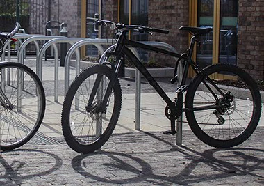 중국 고품질 자전거 거치대를 식별하는 방법 제조업체