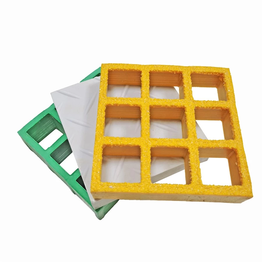 China Yellow Walkway Flooring Molded Fiberglass Reinforced Polyester FRP Grating Manufacturers manufacturer