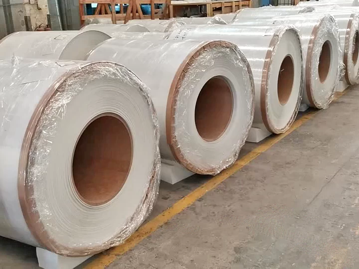 White Flat Smooth and Pebble Textured Fiberglass Reinforced Plastic GRP Coil FRP Sheet Rolls