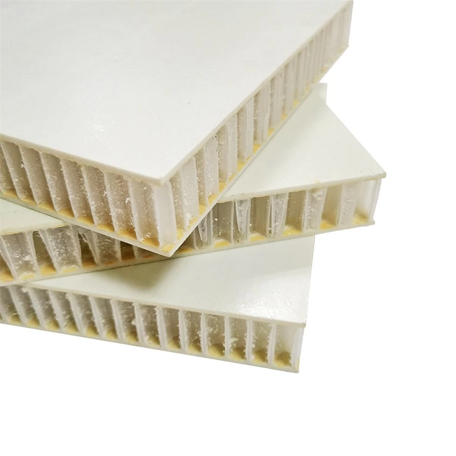 China Lightweight Fiberglass Reinforced Plastic Faced GRP FRP Honeycomb Sandwich Panel For Dry Van manufacturer