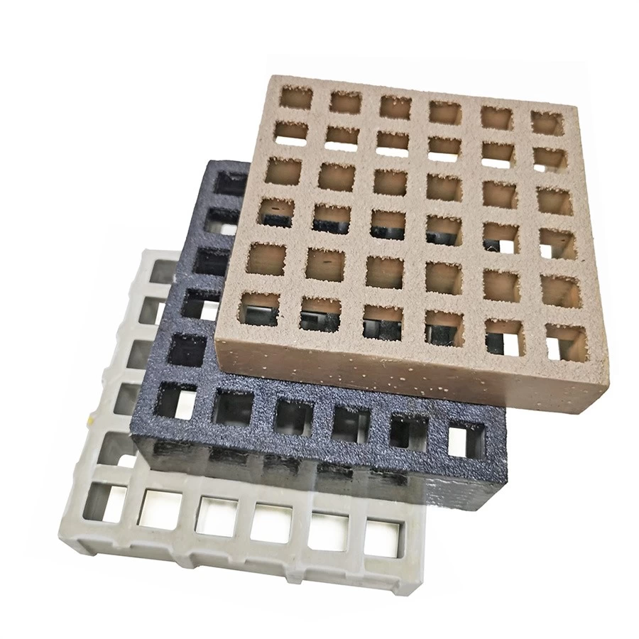 China Green Grey Black Moulded Mini Mesh Fiberglass Reinforced Plastic Walkway Grating manufacturer