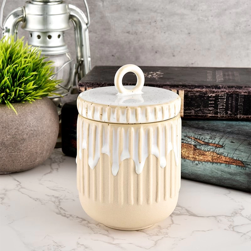 What are the best safe candle containers?