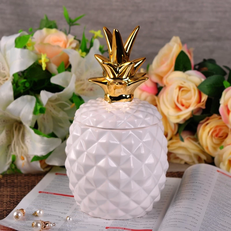 China Luxury pineapple custom ceramic candle holder with ceramic lid manufacturer