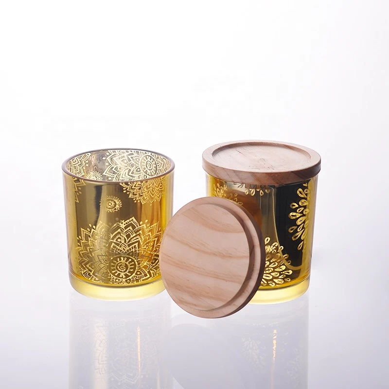 Wholesales electroplated golden candles in glass jar with wood lid