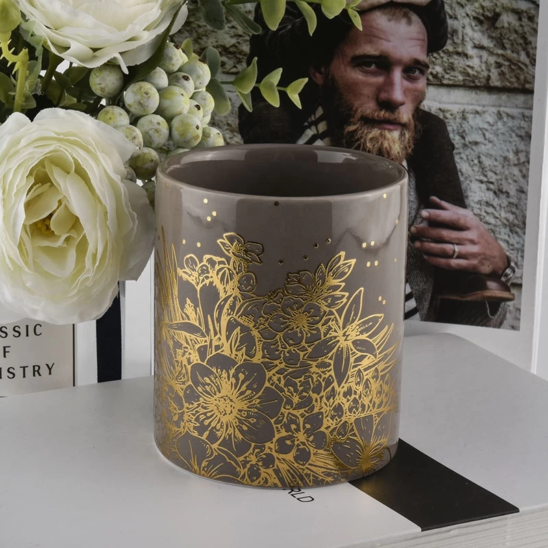 Wholesale popular home decoration luxury gold ceramic candle jar with lids