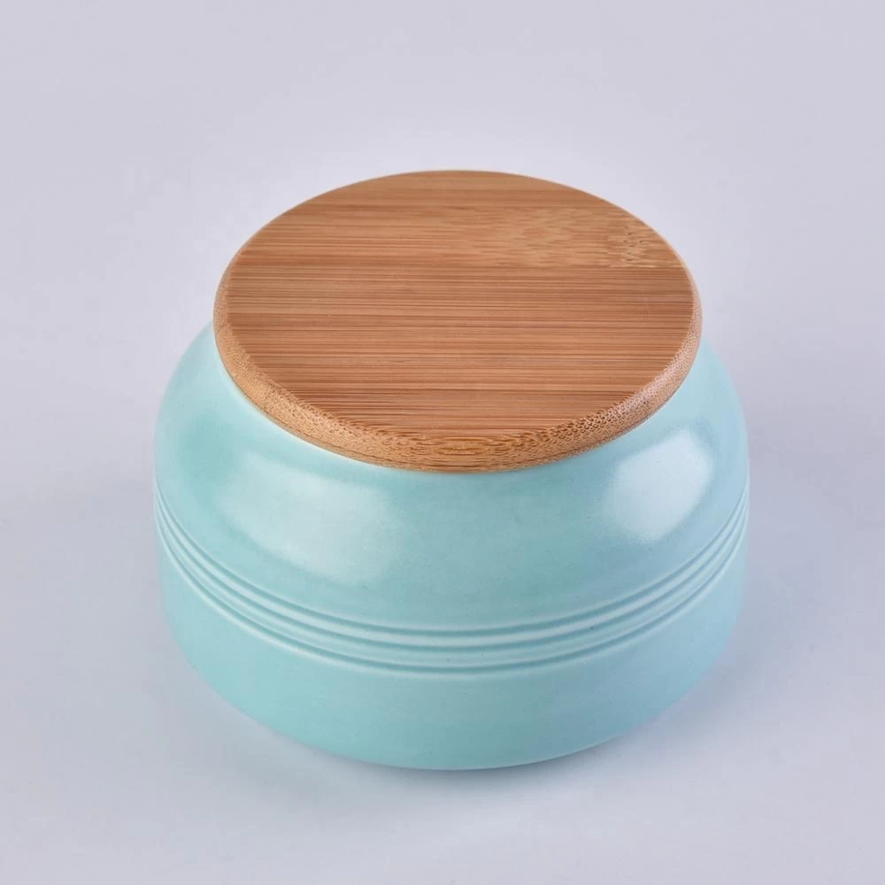 Wholesales decorative blue ceramic candle container with wood lids