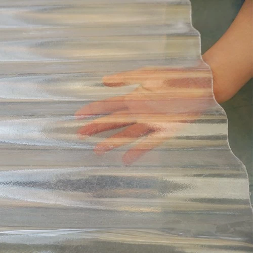 الشركات المصنعة frp شفافية الألياف الزجاجية شبه منحرف الألياف الزجاجية ورقة سقف البلاستيك الشفاف