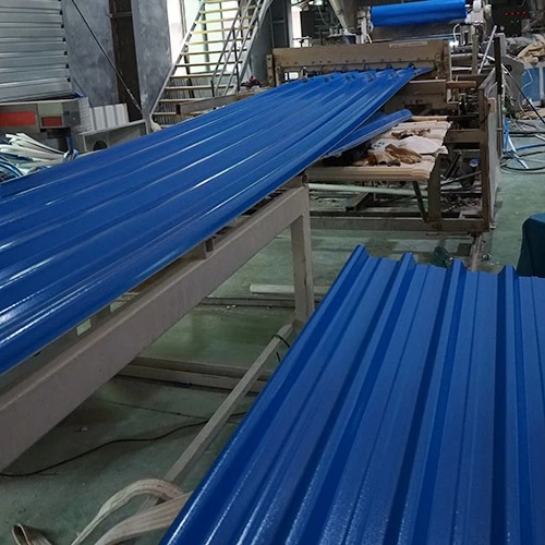 OEM PVC بالجملة ورقة من البلاستيك المموج للماء للسقف الصين الصانع