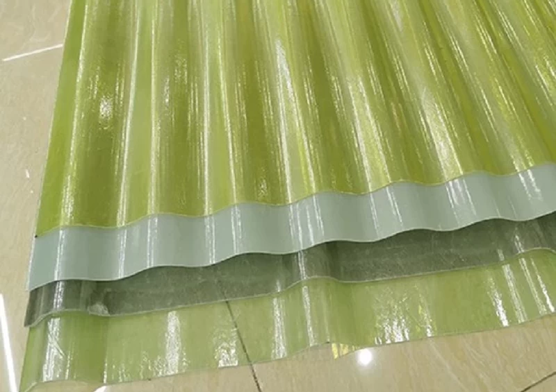 Painéis de telhado de fibra de vidro translúcidos ZXC iluminam seu espaço