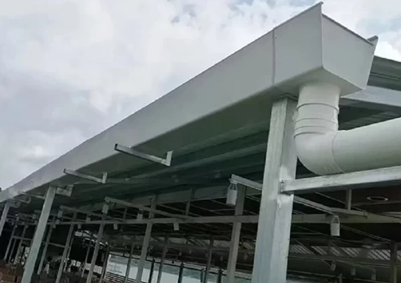Hệ thống máng xối PVC hiệu suất cao bảo vệ mái nhà hiện đại như thế nào