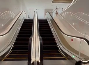 Shopping Mall Escalator Safety Glass