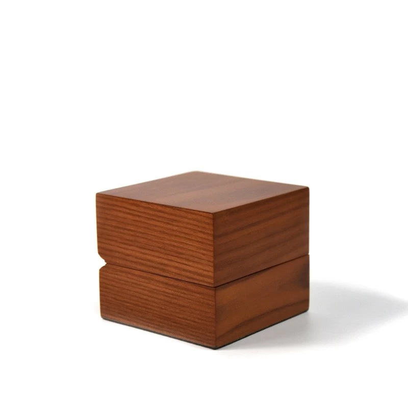 solid wooden ring box wooden jewelry packaging box gift packing ring box