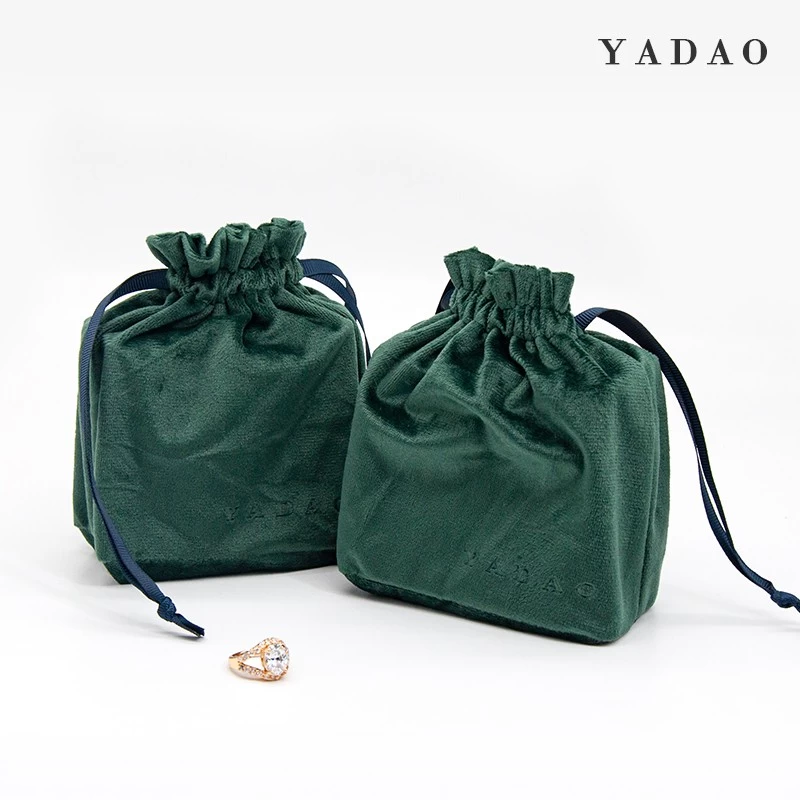 Christmas green velvet drawstring pouch with special design