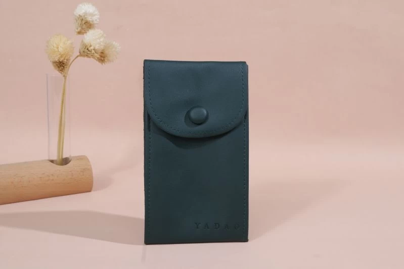YADAO 新ファッションデザイン高級 Pu レザーボタンスタイルジュエリーウォッチ包装ギフトブティックアイデアポーチバッグ