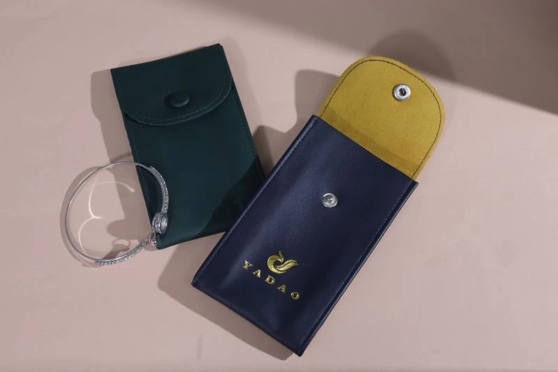 YADAO 新ファッションデザイン高級 Pu レザーボタンスタイルジュエリーウォッチ包装ギフトブティックアイデアポーチバッグ