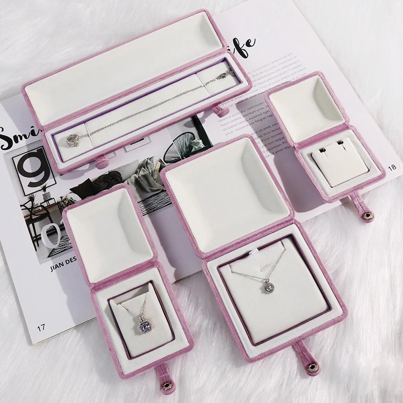 China popular velvet jewelry packaging box pink velvet snap box plastic jewelry packaging box ring pendant box  manufacturer