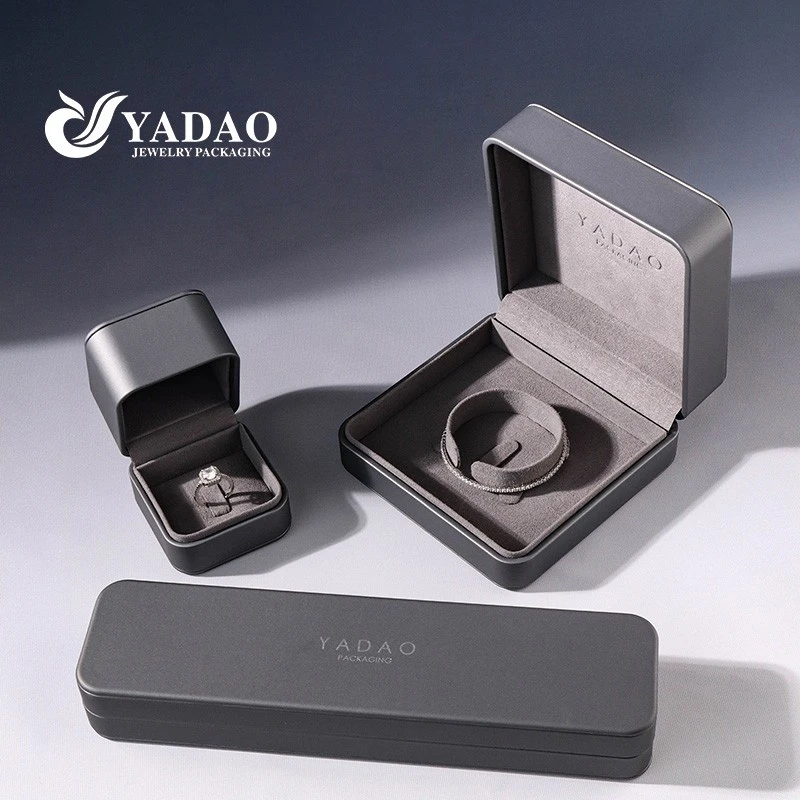 luxury pu leather jewelry box plastic jewelry packaging C holder insert bangle box