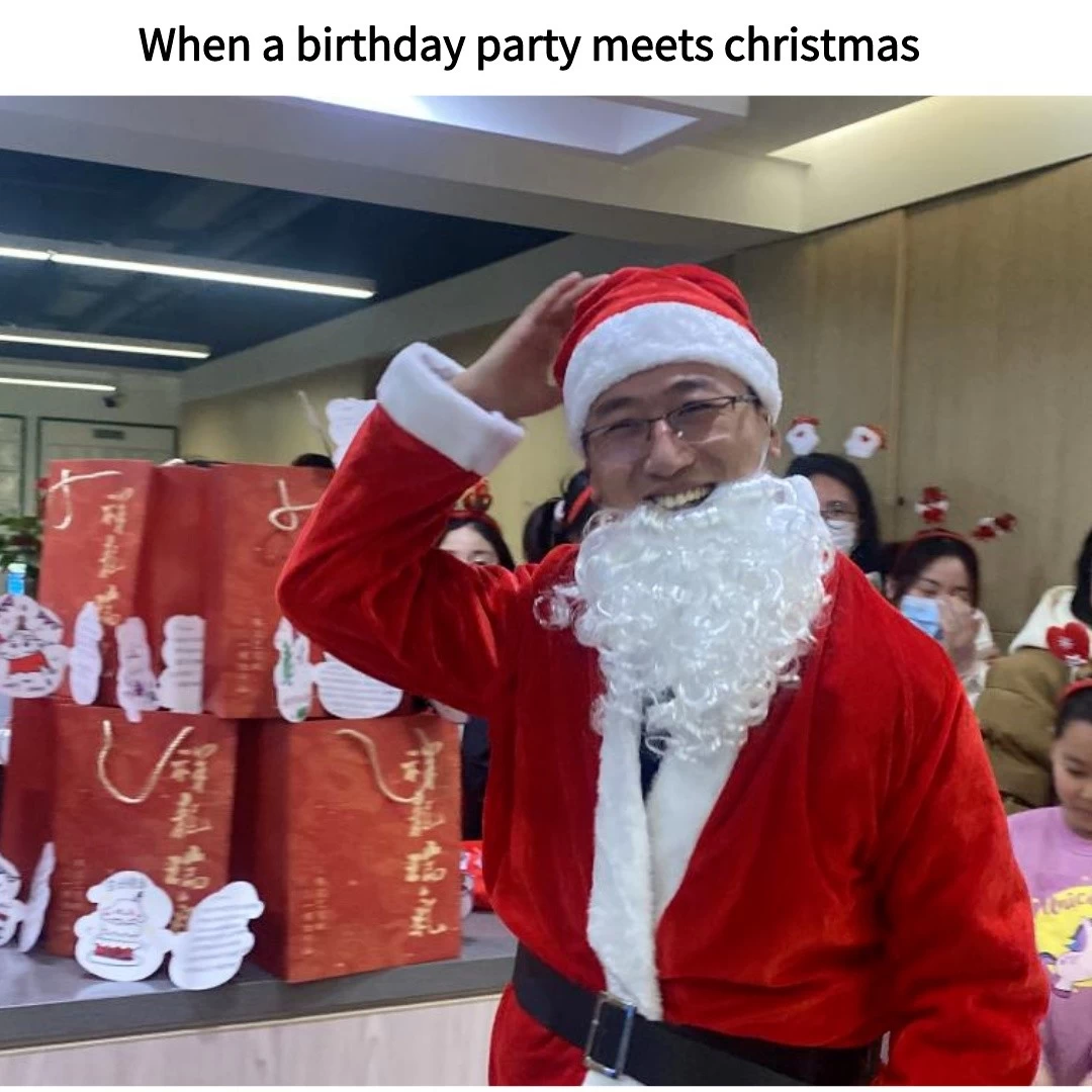 When a birthday party meets Christmas