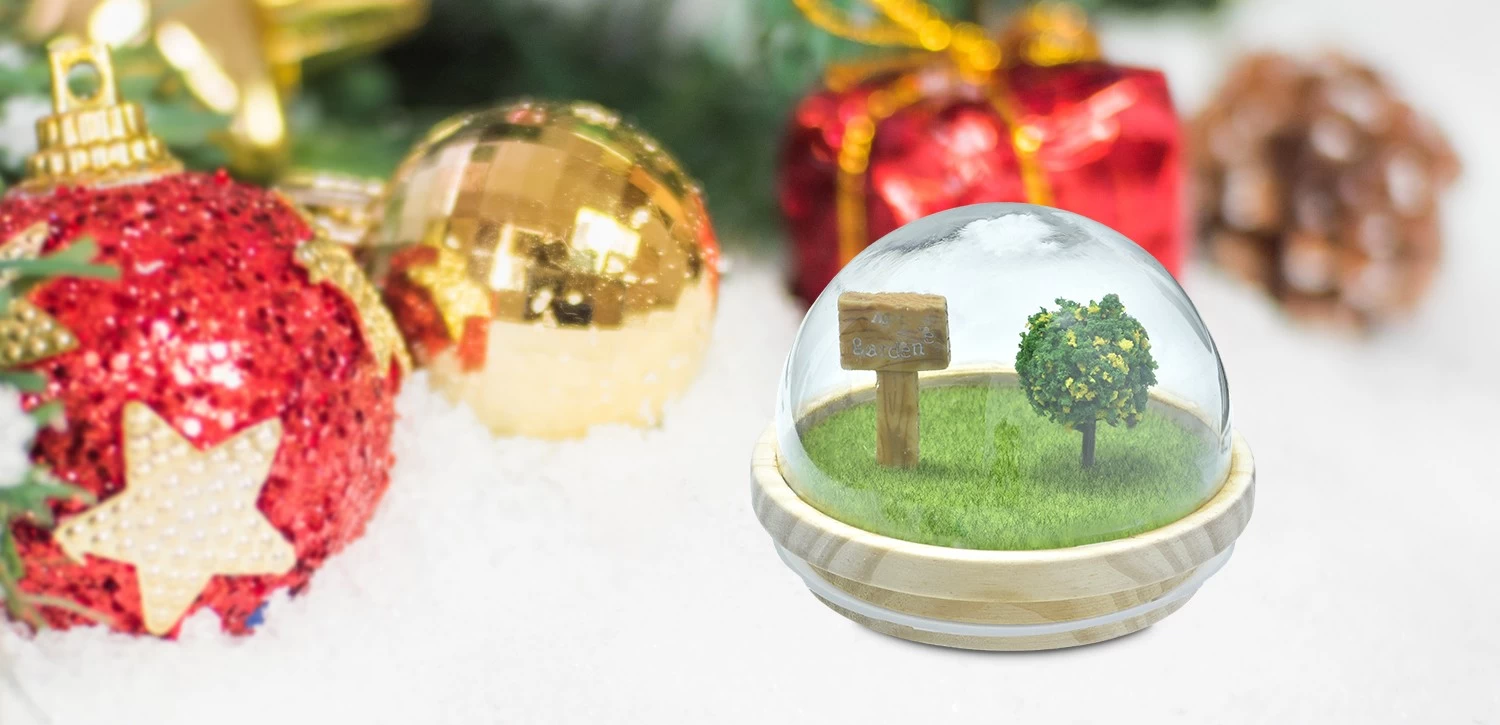3D patterned lawn plaque and tree hemispherical wood lids are used for glass candle jars