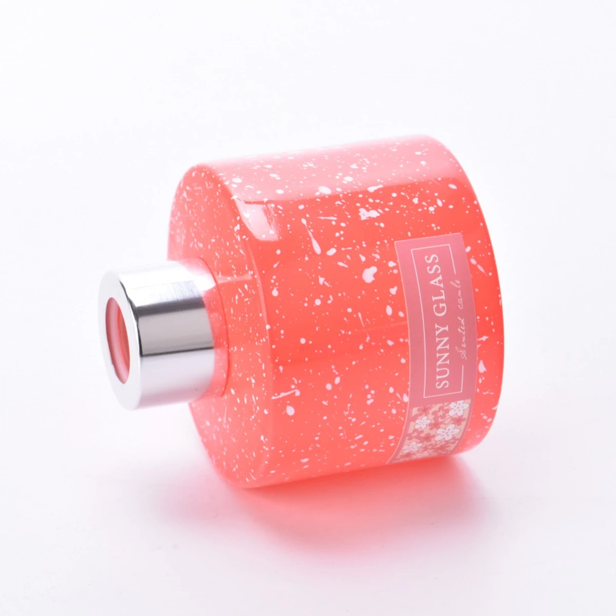 China High quality light red Christmas glass diffuser bottles wholesale manufacturer